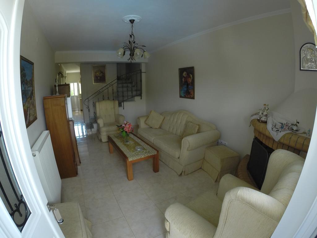 Irini'S Villa Argostoli  Zimmer foto